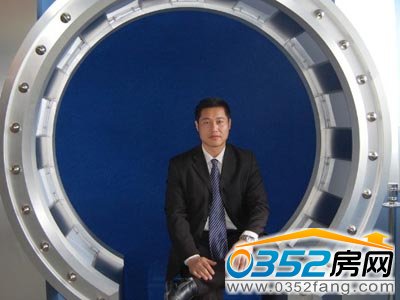 亞太城市房地產(chǎn)研究院院長謝逸楓