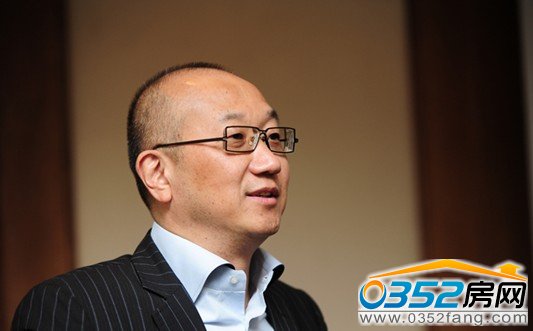 “地產(chǎn)哲學(xué)家”萬(wàn)通集團(tuán)馮侖:打鐵還需自身硬