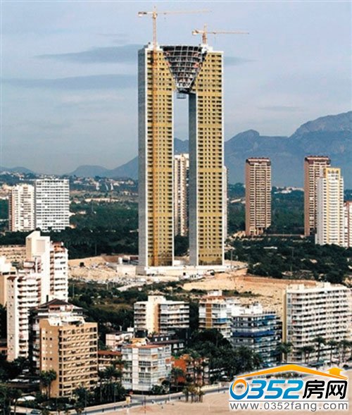 建筑師因忘記設計電梯引咎辭職