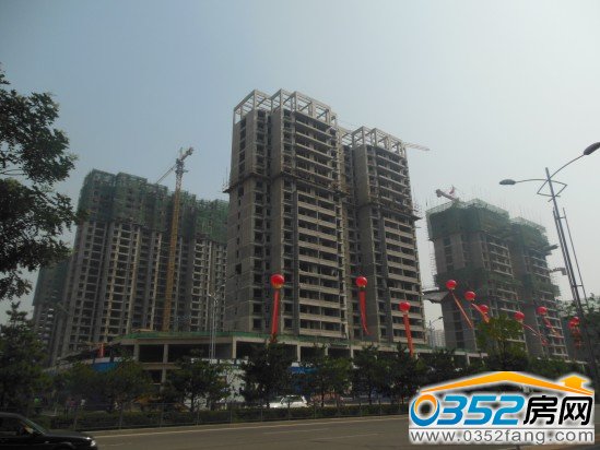 紫潤芳庭完美封頂