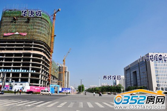 隔文興路相望的110指揮中心、環(huán)保局