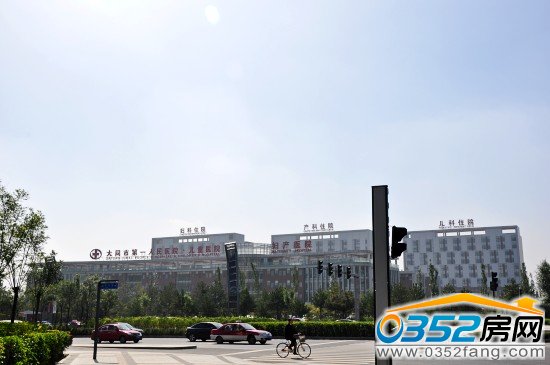 恒安街、文興路交匯處東南角的一醫(yī)院(與華唐城遙遙相望)