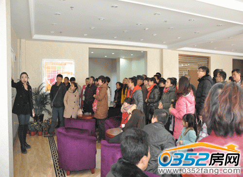 北馨理想城置業(yè)顧問向廣大網(wǎng)友介紹項目內容