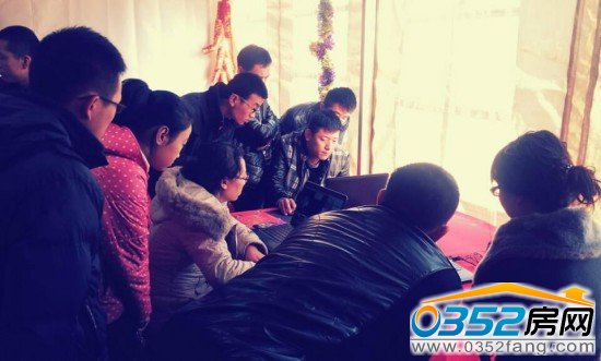 “綠地杯”斗地主現(xiàn)場戰(zhàn)況