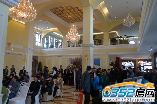 江鴻鉑藍郡“精致生活節”現場