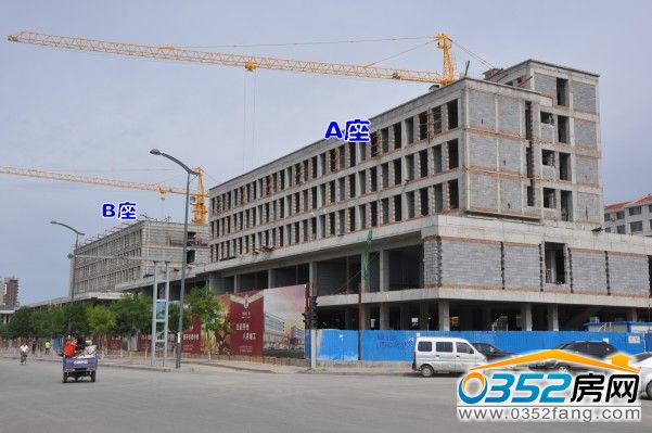 鴻晟廣場項目工程進度實景圖(2014.7.8)