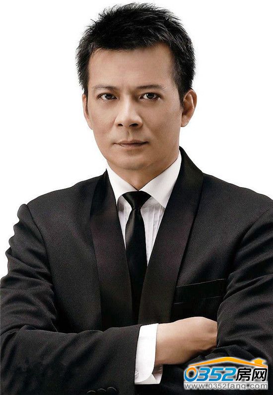 影視明星黃日華