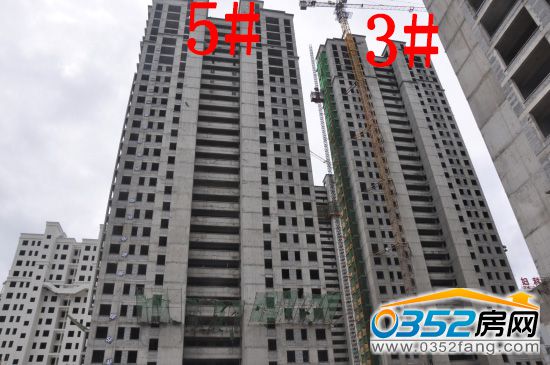 東方名城·好旺角3#和5#樓正在進行二次結構建設 東方名城·好旺角3#和5#樓正在進行二次結構建設