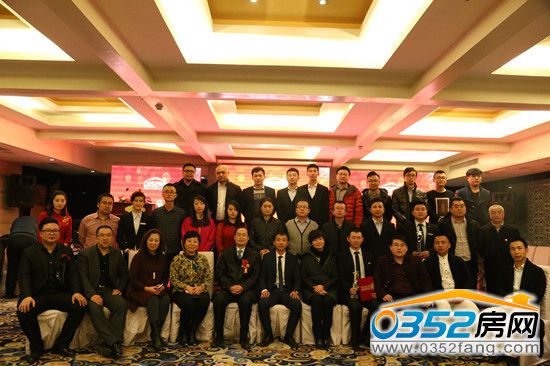 13221523f492f481852617.jpg 大合影.jpg