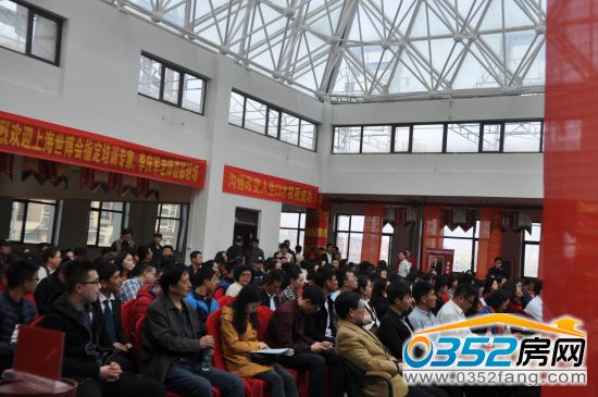 17162805d3bd7802e43456.jpg 認真聽講1.jpg