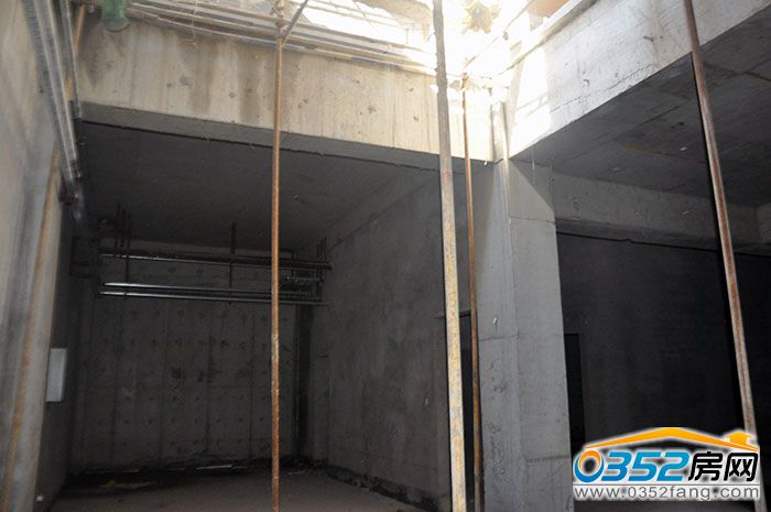 261201366abcdd90436480.jpg 室內照.jpg