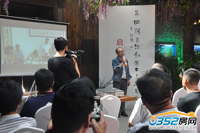 271541596373b180859621.jpg DSC_0024.JPG