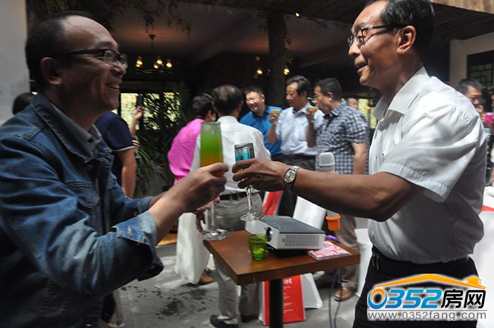 27154800512701ea711077.jpg DSC_0043.JPG