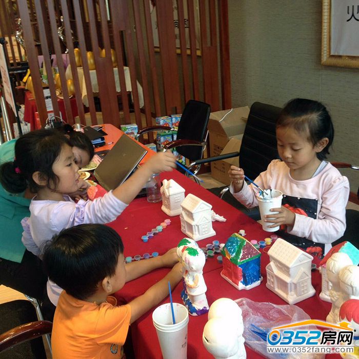 0316423306bb7b85352348.jpg 小朋友參加DIY圖.jpg