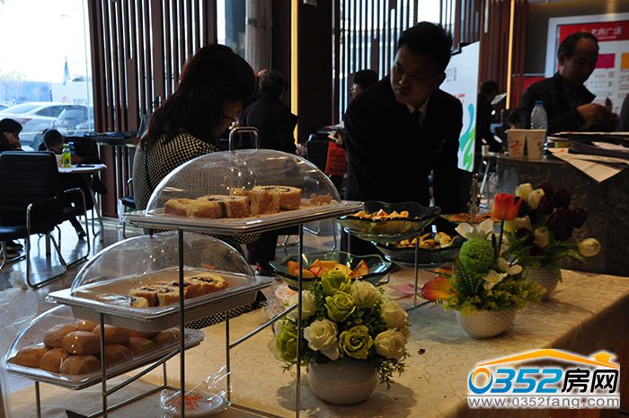 131756168bb70b48743193.jpg DSC_0014.JPG