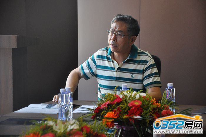 20183546d3a25ee35c5957.jpg 劉秘書長.jpg