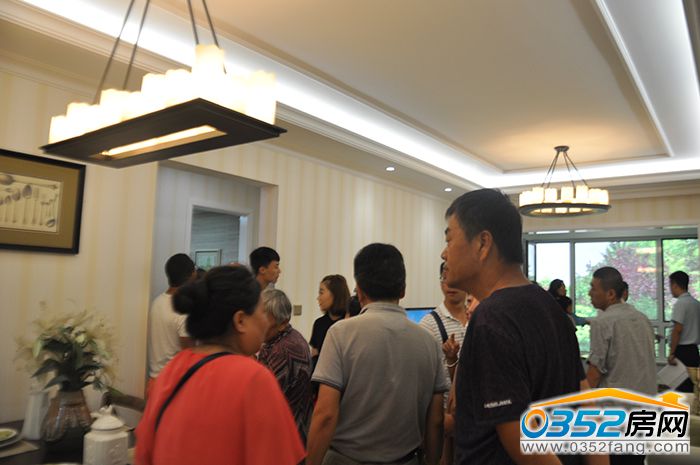 19184159e2346e565f4149.jpg 富力樣板間.JPG