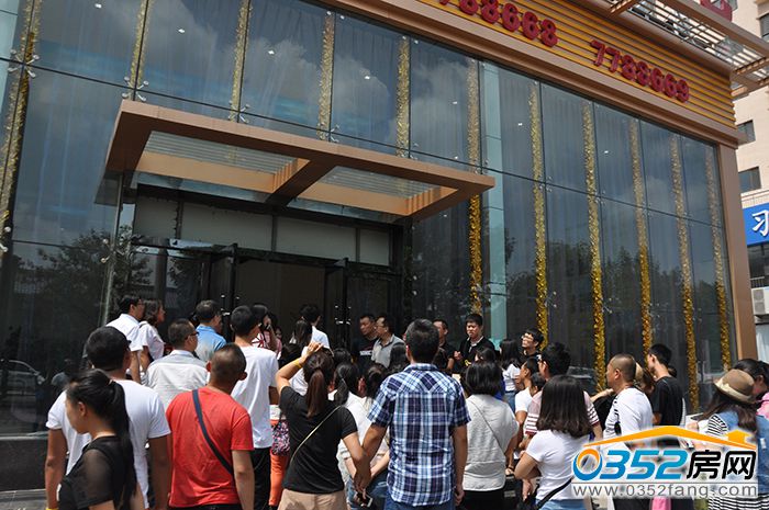 19184359159009e1523321.jpg 碧水云天門口.JPG