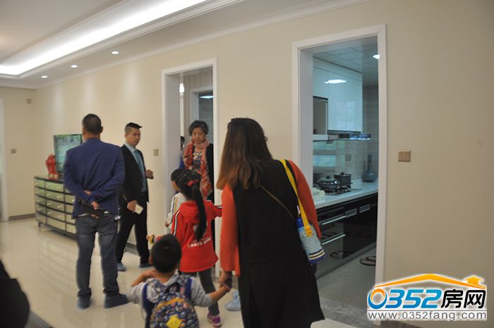 011819274c095eb72a1642.jpg 1.3.JPG