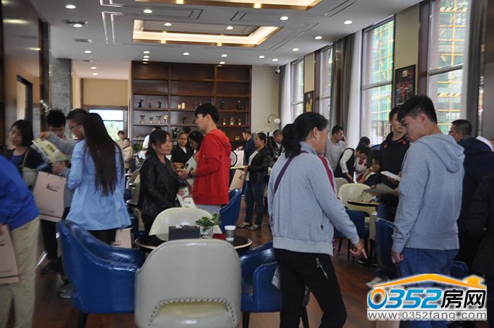 0118213529b31816fd6970.jpg 3.2.JPG