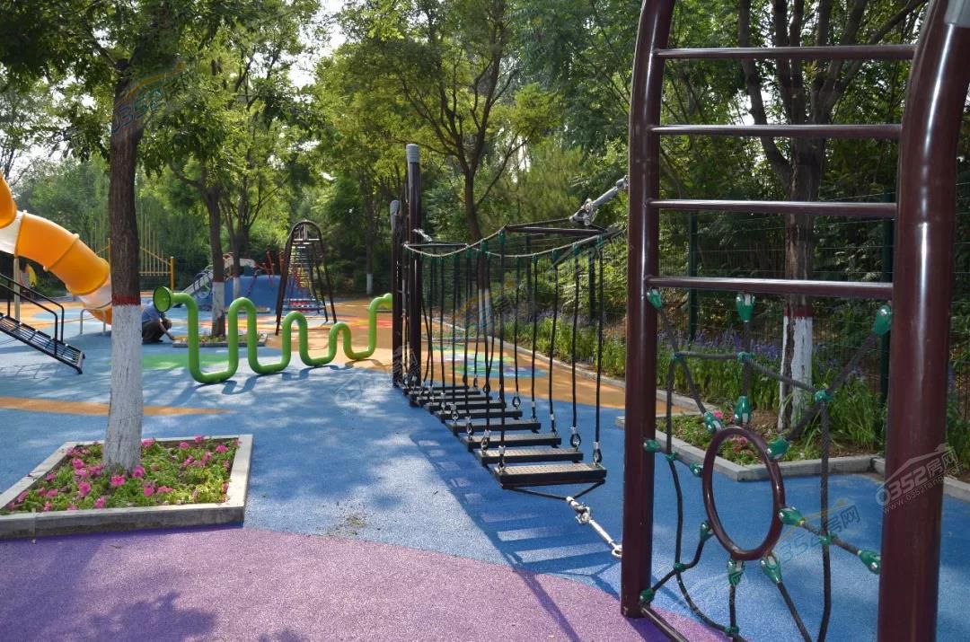 27143430dca83a8cf40135.jpg 27143430dca83a8cf40135.jpg