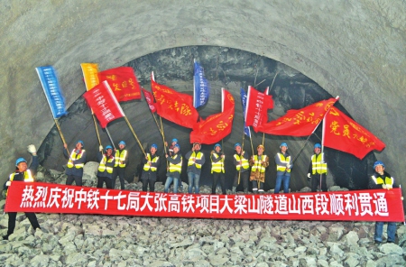 2115015321bb271c906297.jpg 2115015321bb271c906297.jpg