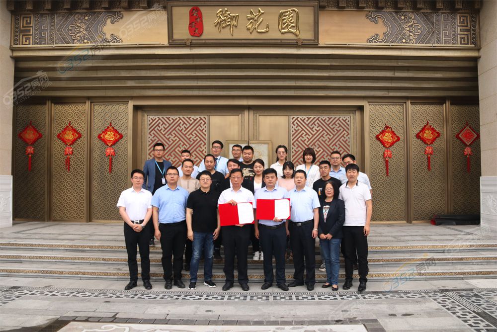 281653434c6b9eaccb0868.jpg 281653434c6b9eaccb0868.jpg