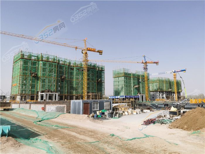 241700490867d278262407.jpg 涓滄柟.jpg