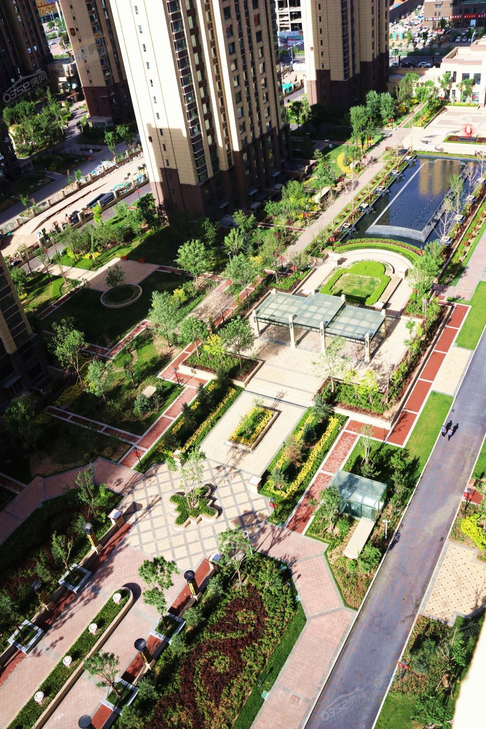 0317010348397359cf3779.jpg 0317010348397359cf3779.jpg