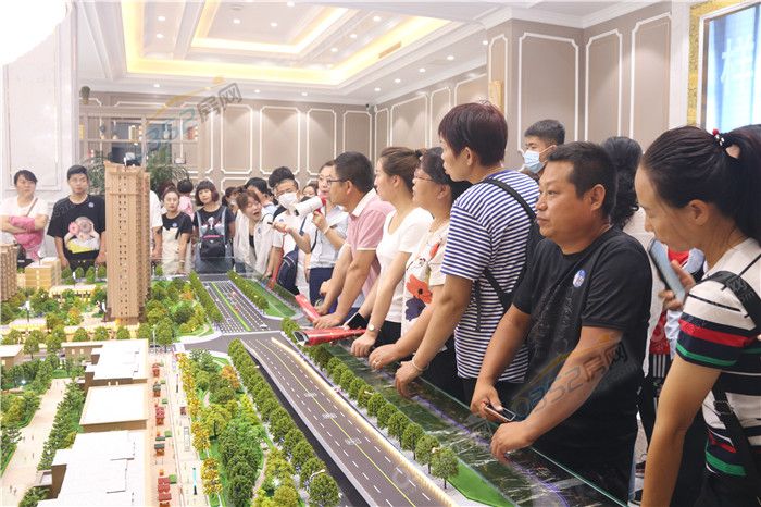 0816310379ca2778c94764.jpg IMG_9719.JPG