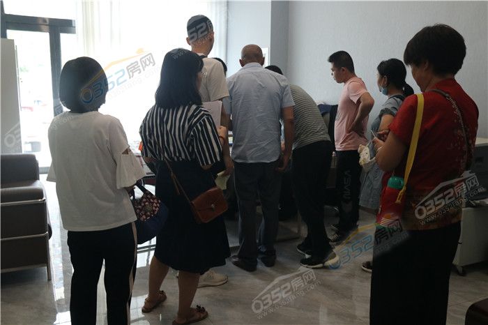 0816461317d76aec1f1879.jpg IMG_9727.JPG