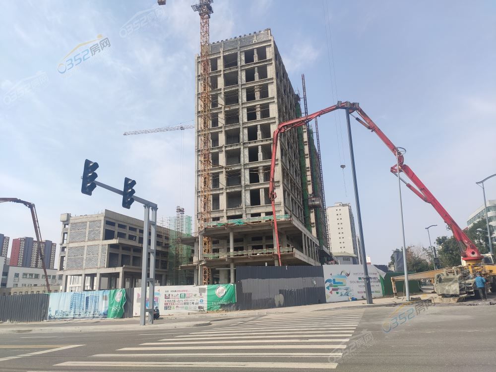 2816523132cdd739543177.jpg 鐜栬?.jpg