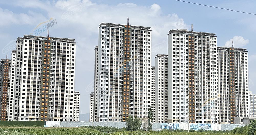 wuyueguangchang.jpg wuyueguangchang.jpg