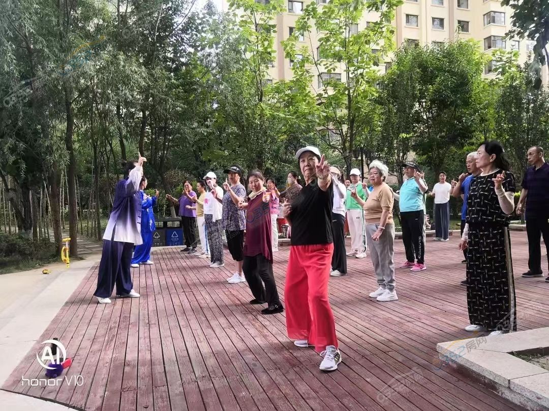 8.25.8.jpg 8.25.8.jpg